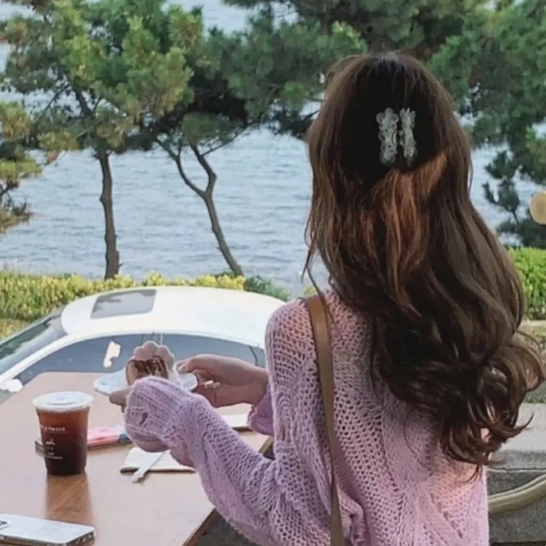 高更门边的狼